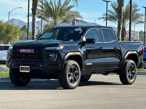 Used 2025 GMC Canyon Elevation w/ Convenience Package RWD image 8