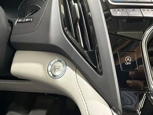 Certified 2024 Acura RDX SH-AWD w/ Advance Package image 38