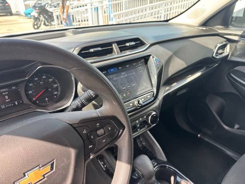 Used 2023 Chevrolet TrailBlazer LT w/ Convenience Package AWD/4WD image 18