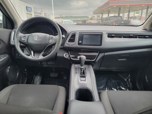 Used 2019 Honda HR-V EX image 21