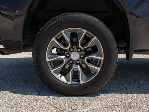 Used 2023 Chevrolet Silverado 1500 LT RWD image 10