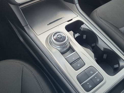 Certified 2022 Ford Explorer XLT RWD image 24