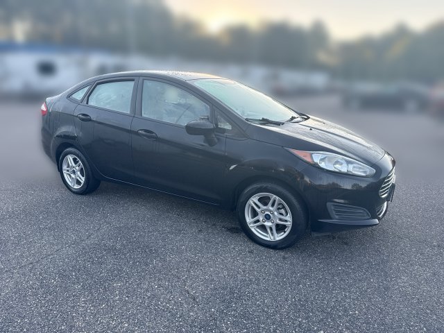 Certified 2019 Ford Fiesta SE FWD image 2