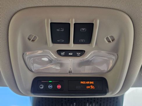 New 2027 Chevrolet Bolt RS w/ Technology Package FWD image 33