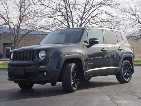 Used 2016 Jeep Renegade Latitude image 19