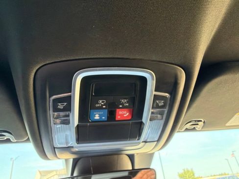 Used 2023 RAM 1500 Laramie AWD/4WD image 44