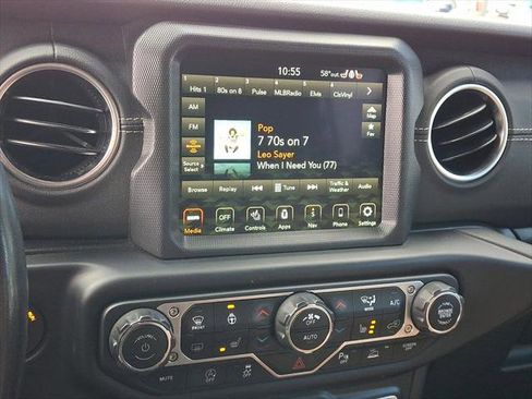 Certified 2021 Jeep Wrangler Unlimited Sahara image 29