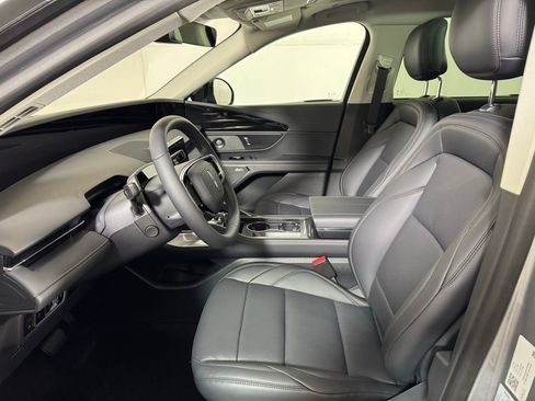 New 2026 Lincoln Nautilus Premier w/ Equipment Group 102A image 17