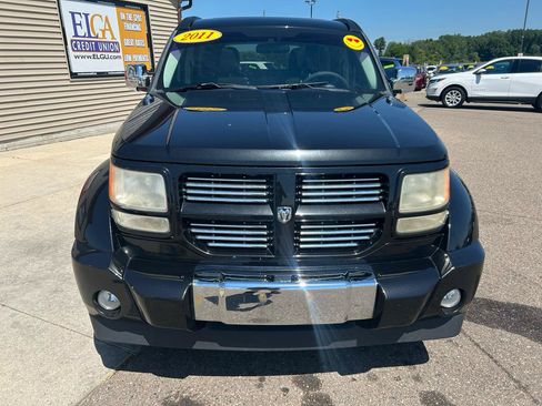 Used 2011 Dodge Nitro Heat w/ Chrome Accents Group AWD/4WD image 2