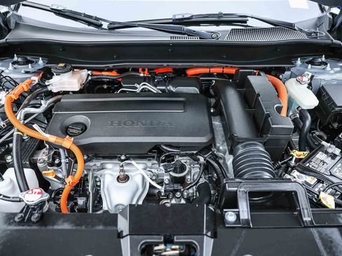 Used 2025 Honda CR-V Sport image 35