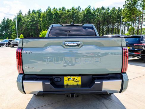 Used 2024 Toyota Tundra Limited AWD/4WD image 7