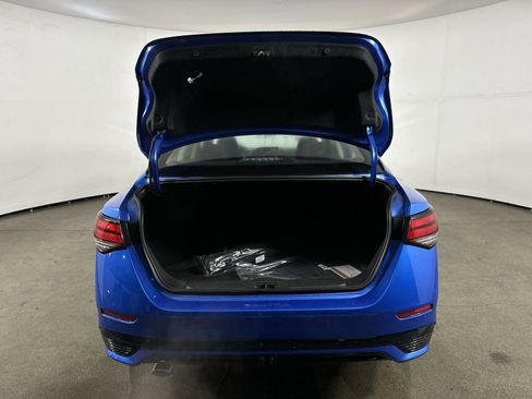 New 2025 Nissan Sentra SR image 29