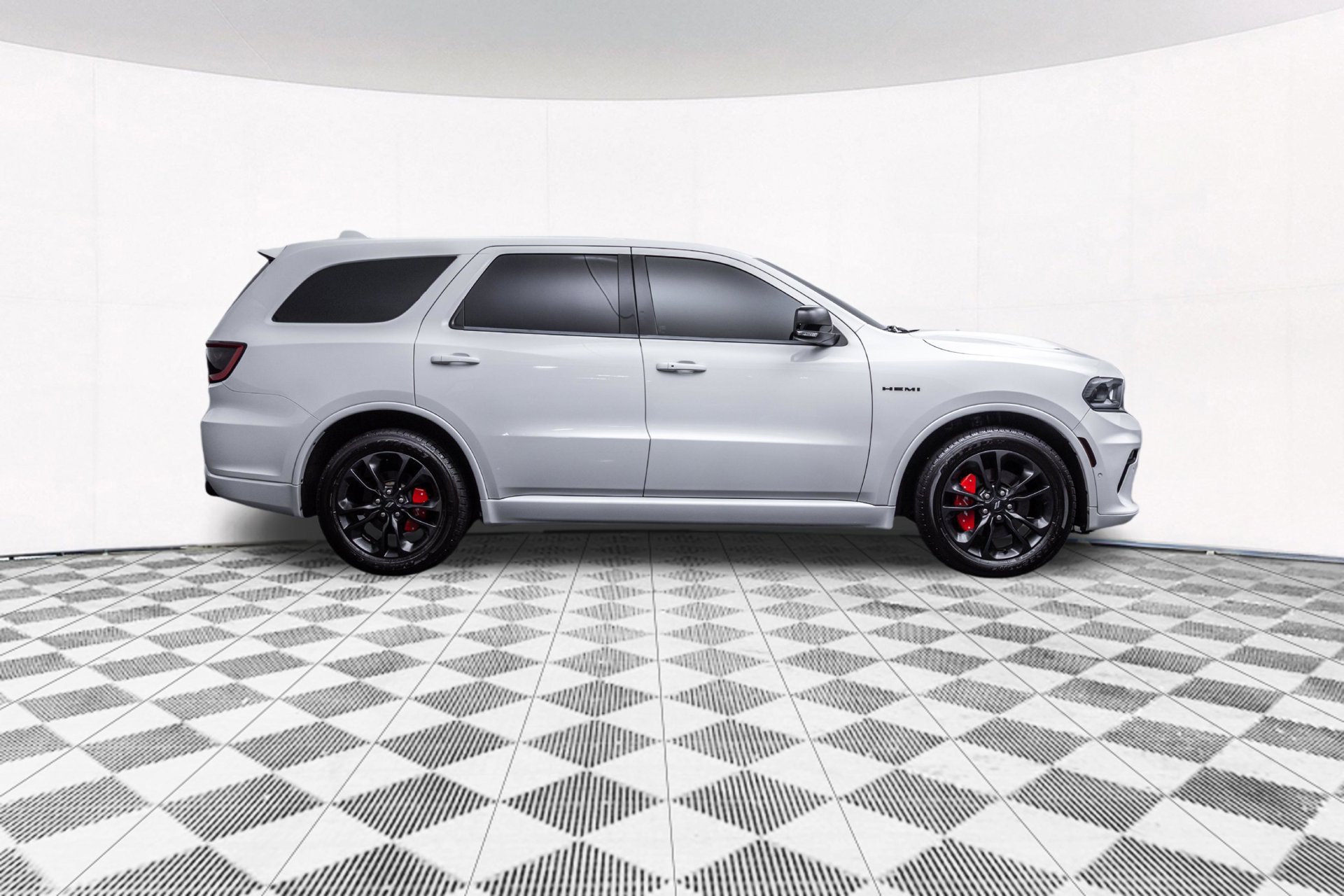 Used 2021 Dodge Durango R/T w/ Blacktop Package AWD/4WD image 13