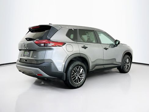Used 2023 Nissan Rogue S image 9