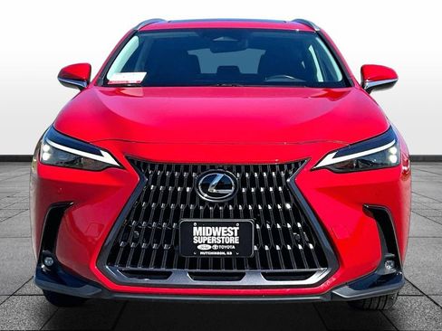 Used 2022 Lexus NX 250 AWD image 3