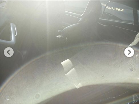 Used 2017 Tesla Model S 75D image 8