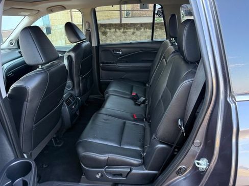Used 2021 Honda Pilot Special Edition image 7