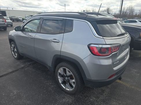 Used 2018 Jeep Compass Limited image 4