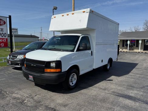Used 2007 Chevrolet Express 3500 RWD image 2