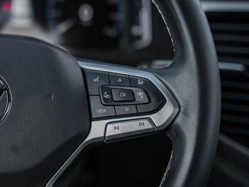 Used 2021 Volkswagen Atlas Cross Sport SEL image 30