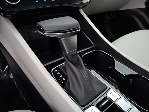 Used 2026 Hyundai Tucson SEL image 16