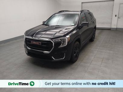 Used 2024 GMC Terrain SLE w/ Driver Convenience Package