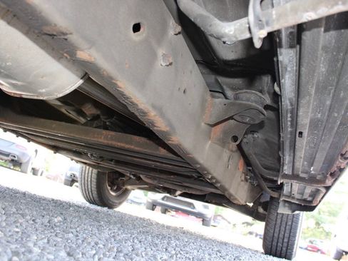 Used 1999 GMC Suburban 4WD w/ Marketing Opt Pkg 3 image 50