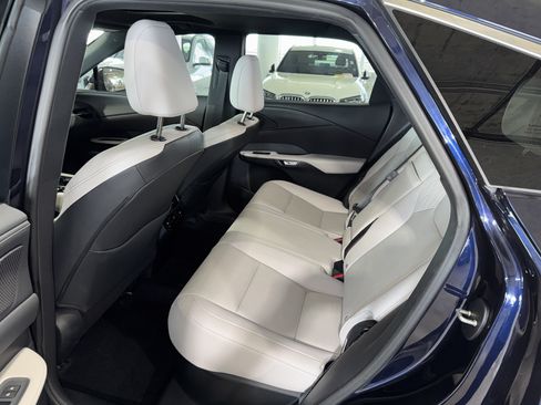 Used 2025 Lexus RX 350 Premium w/ Accessory Package (Z1) FWD image 17