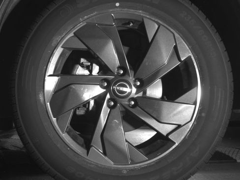 Used 2025 Nissan Rogue SV AWD/4WD image 12