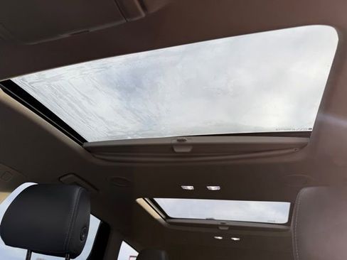 Used 2020 Buick Enclave Essence image 26