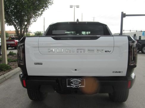 New 2025 GMC Hummer EV 3X image 5