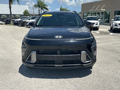 Certified 2025 Hyundai Kona SEL FWD image 4