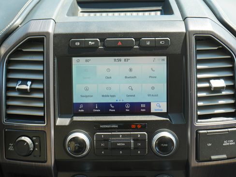 Used 2020 Ford F350 Limited AWD/4WD image 15