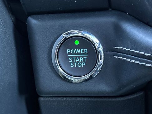 Used 2025 Ford F150 Lightning Platinum image 20