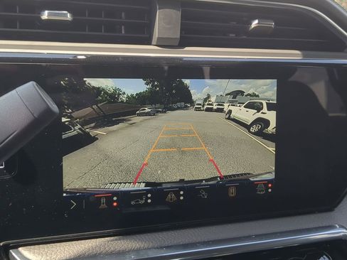 New 2025 GMC Sierra 2500 Denali w/ Denali Reserve Package image 15