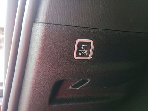 Used 2023 Jeep Grand Wagoneer L Series III w/ Rear Seat Video Group 1 image 13