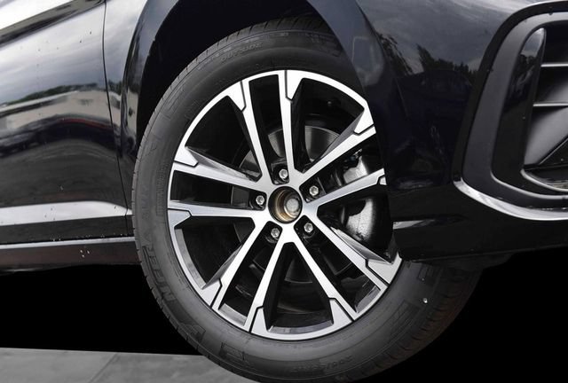 New 2026 Volkswagen Jetta Sport FWD image 3