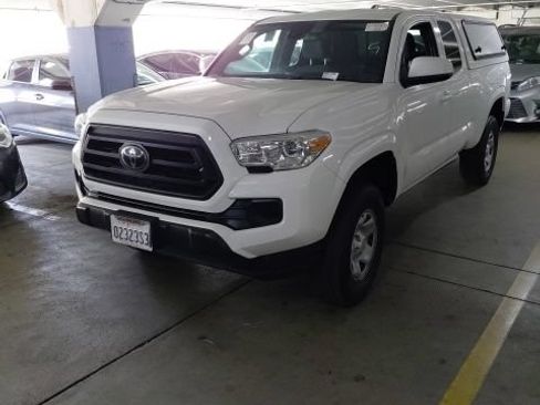 Used 2023 Toyota Tacoma SR RWD image 1