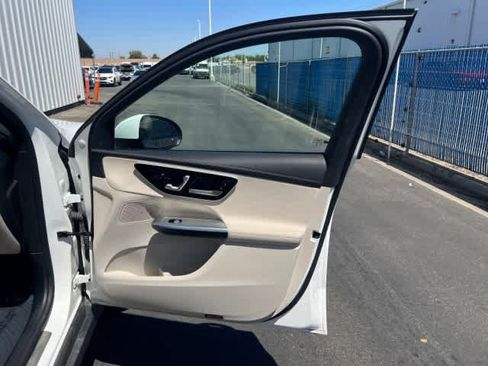 Certified 2023 Mercedes-Benz GLC 300 image 22