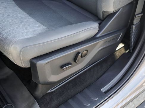 Used 2022 Ford F150 XLT w/ Equipment Group 302A High image 11