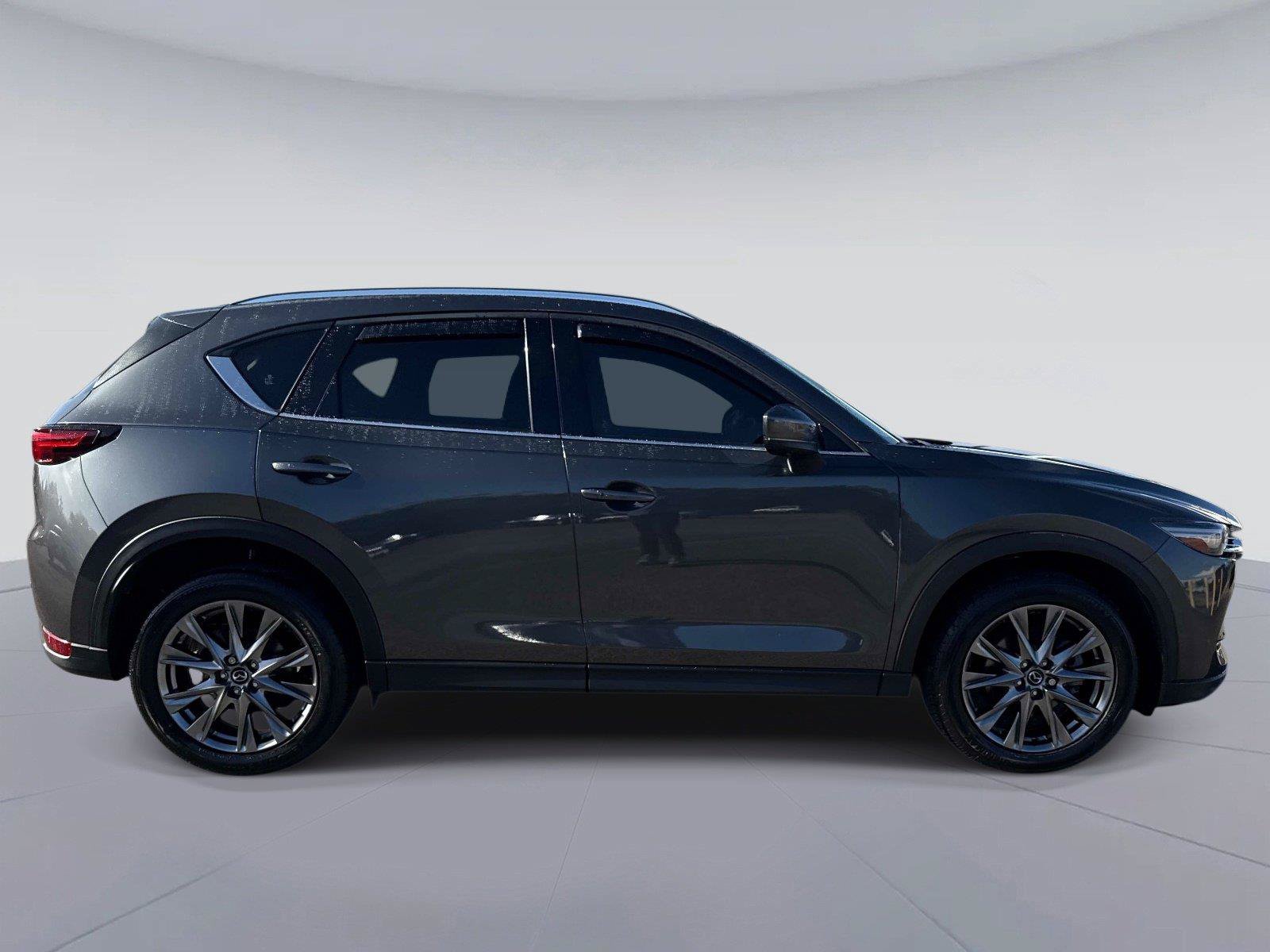 Used 2021 MAZDA CX-5 Signature AWD/4WD image 2