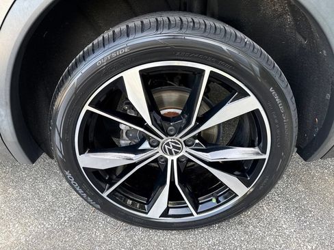 Used 2022 Volkswagen Tiguan SEL R-Line AWD/4WD image 20