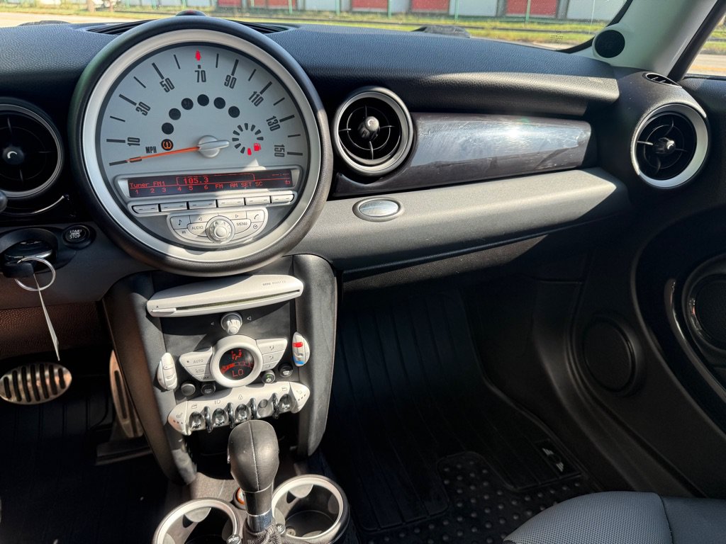 Used 2008 MINI Cooper S FWD image 11