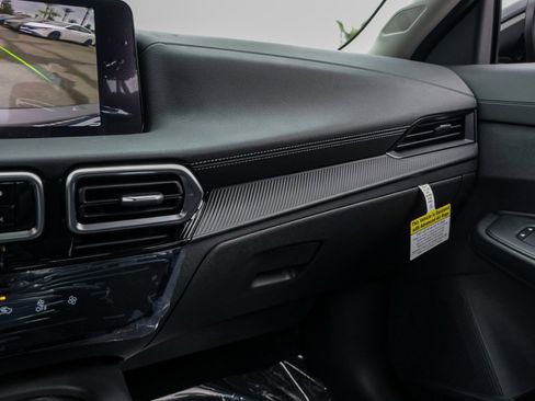 New 2026 Nissan Sentra SV image 29