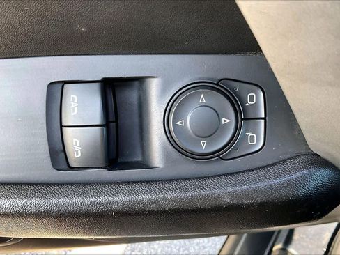 Used 2019 Chevrolet Camaro SS image 24