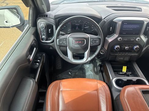 Used 2022 GMC Sierra 1500 Elevation w/ X31 Off-Road Package image 4