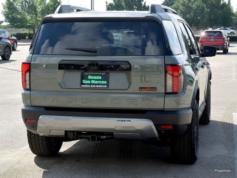 Used 2026 Honda Passport TrailSport Elite image 3