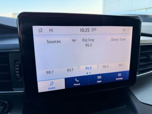 Used 2020 Ford Explorer XLT w/ Equipment Group 202A image 16