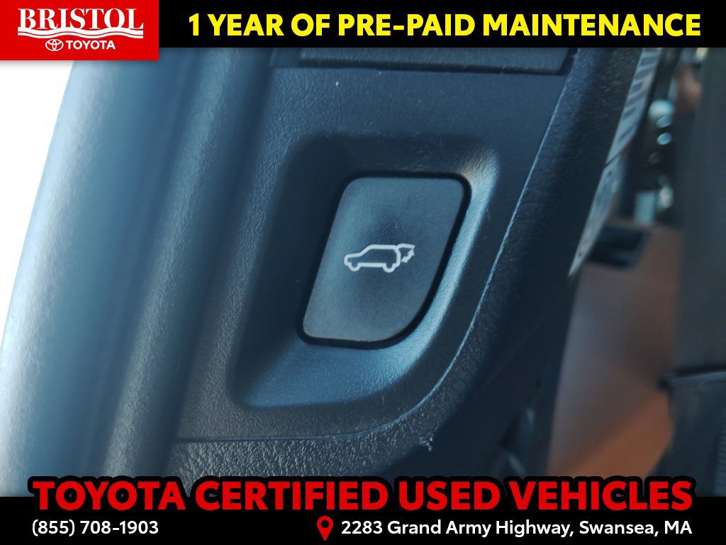 Certified 2020 Toyota Sequoia Platinum AWD/4WD image 39
