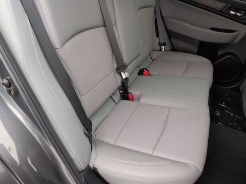 Used 2019 Subaru Outback 3.6R Limited image 22